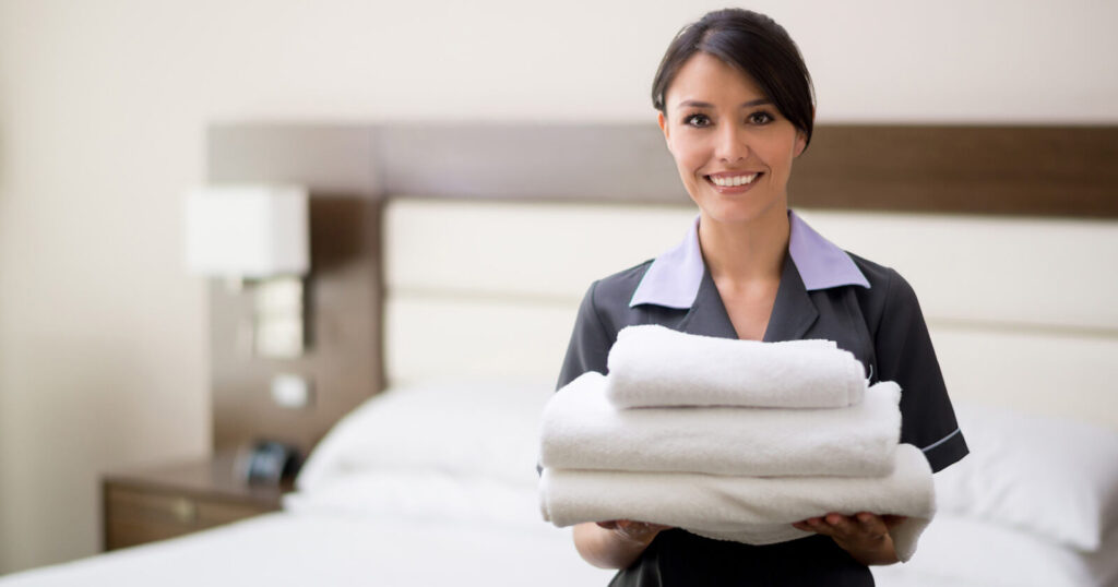 Housekeeping Replacing Towels